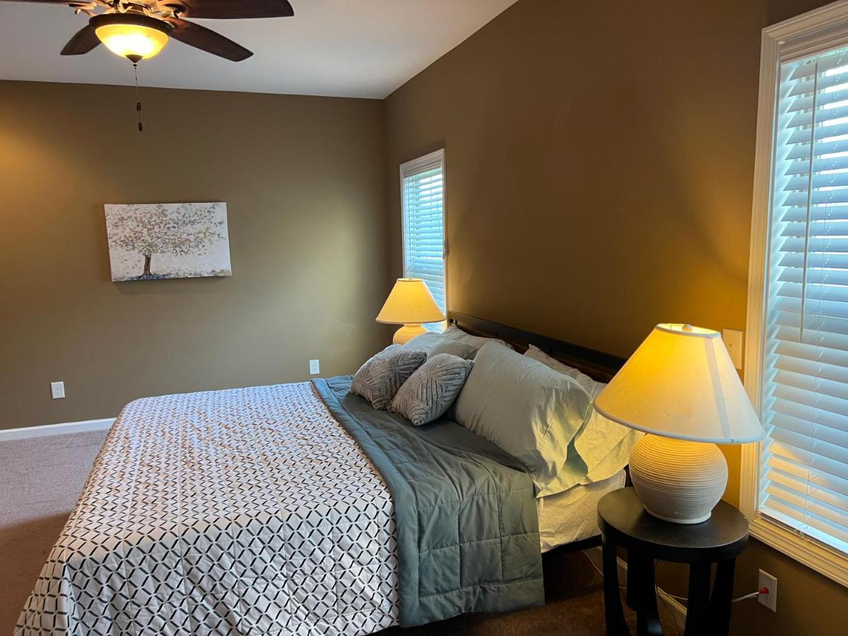 Five Stars Luxury Home Clarksville Eksteriør bilde